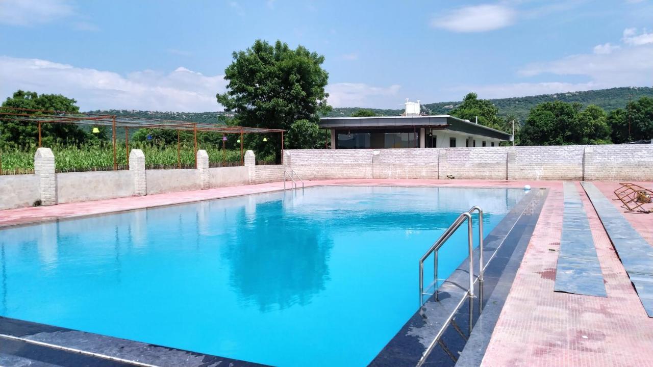 Aravalli Hill Resort Chittorgarh ภายนอก รูปภาพ